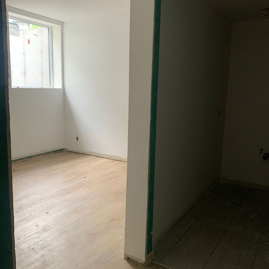 841 Grenon Ave - Photo 1