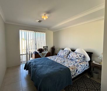 MODERN & COMFORTABLE - Photo 1