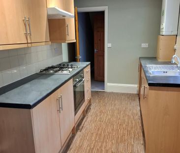 2 bedroom flat to rent - Photo 6