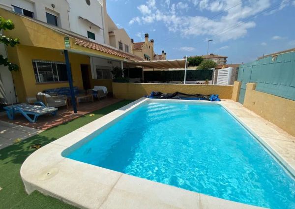 Alquiler de casa o chalet independiente en Los Alcázares