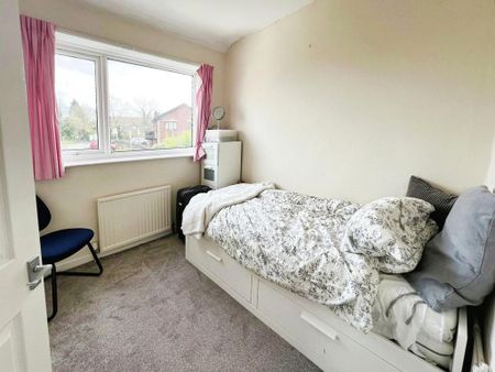 3 bedroom terraced house to rent - Photo 3