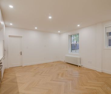 266 Lansdowne Avenue - Photo 2