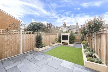 3 Bed Semi-Detached House, John Silkin Lane, SE8 - Photo 5