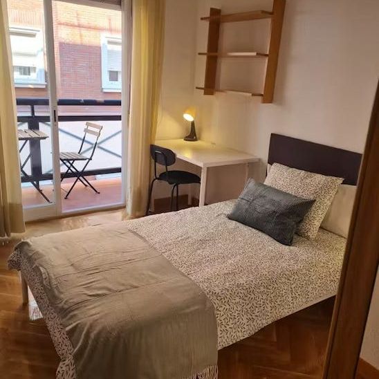 Calle de Sagunto, Madrid, Community of Madrid 28010 - Photo 1