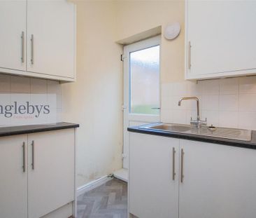 2 bedroom terraced house to rent - Photo 6