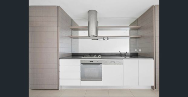 Light Filled Living in Sought-After Green Square Abbotsford - Photo 1