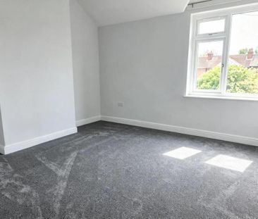 4 bedroom terraced house to rent - Photo 3