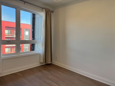 For Lease - 3250 Carding Mill Trail Unit# 521, Oakville, Ontario - Photo 2