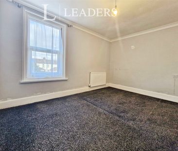2 bedroom house to rent Vernon Road, PO12 - Photo 6