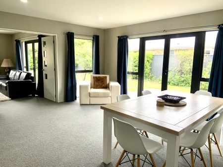 Halswell, 4 bedrooms - Photo 3