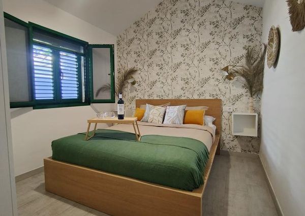 Maspalomas, Canary Islands 35100