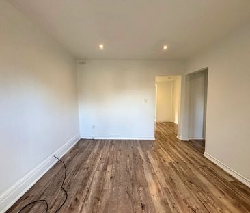 $1,499 / 2 br / 1 ba / 32 Arthur st S unit 2 - Photo 1