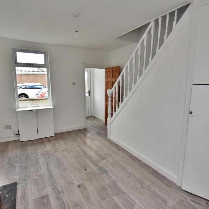 16 Greenville Street, Belfast, BT5 5AG - Photo 1