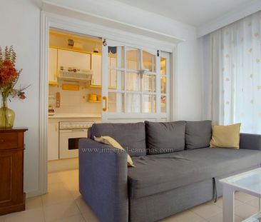 Se alquila confortable apartamento de un dormitorio, amueblado y eq... - Photo 4