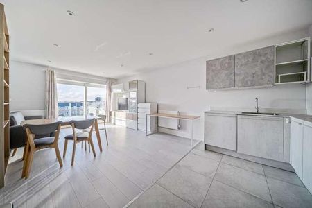 Sunapee Road, Green, RG2 - Photo 4