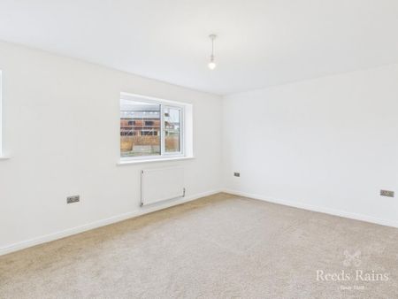 6 bedroom detached house to rent - Photo 5