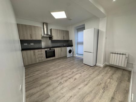 3 Bed Flat, Broadway Market, E8 - Photo 4