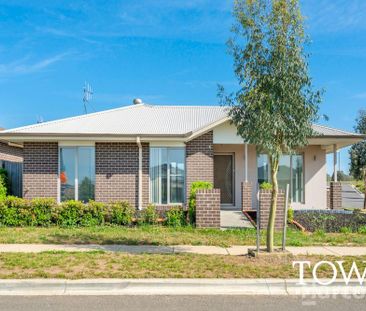 1 Mcgowan Crescent, Googong NSW 2620 - House For Rent | Domain - Photo 1