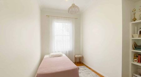 Super Sunny Kingsland Villa - Photo 4