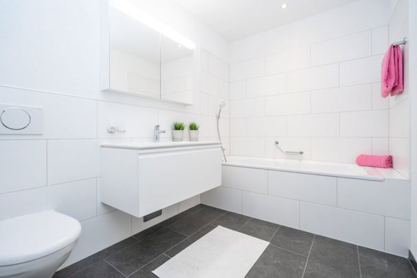 Modernes Wohnen in einem gemischten Stadt- und Naturgebiet - Foto 1