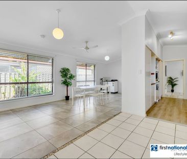 Fully Furnished & All-Inclusive Living - Prime Sippy Downs Location! - Photo 2