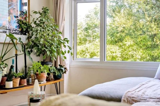 Davos Close, Woking, GU22 - Photo 1