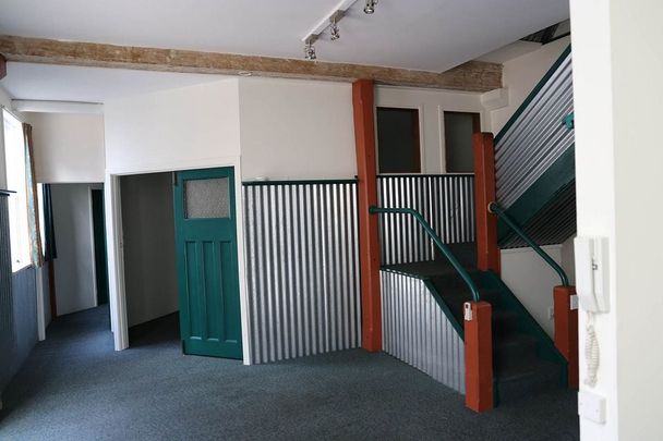 Warehouse precinct apartment - Photo 1