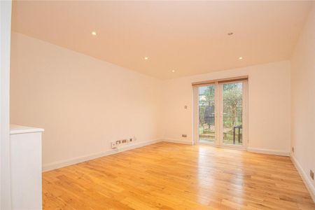 2 bedroom end of terrace house to rent - Photo 4