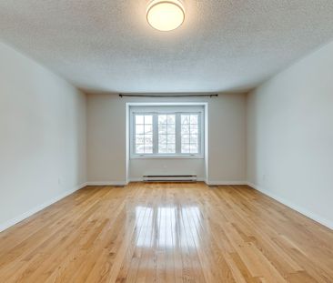 For Lease - 5492 Haddon Hall Road, Mississauga, Ontario - Photo 4