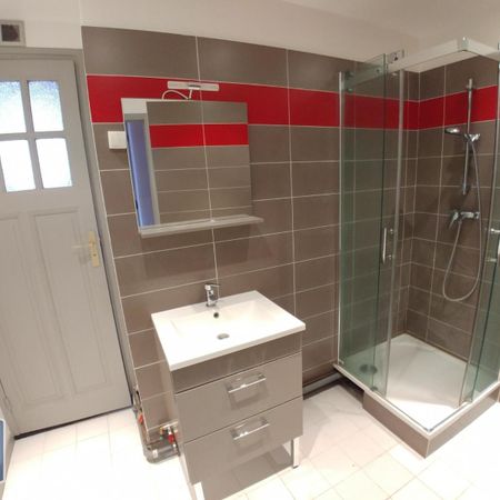 Location Appartement 2 pièces 29m² LILLE 59000 - Photo 4