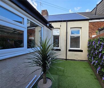 2 bedroom terraced house to rent - Photo 5