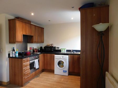 2 bedroom apartment to rent - Photo 3