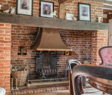 5 bedroom detached house to rent - Photo 4