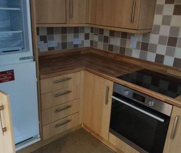 1 Bed Flat, Wallington, SM6 - Photo 4