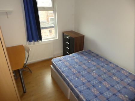 7 bedroom semi-detached house to rent - Photo 5