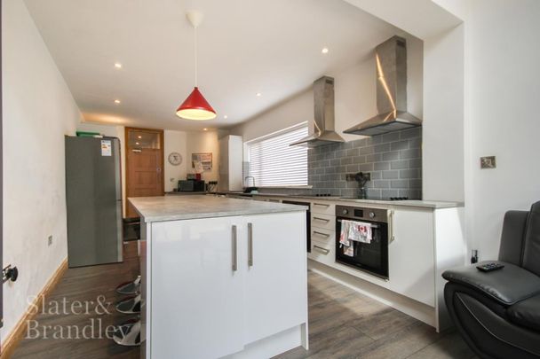 1 bedroom house of multiple occupation to rent - Photo 1