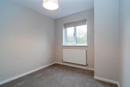 3 bedroom end of terrace house to rent - Photo 3