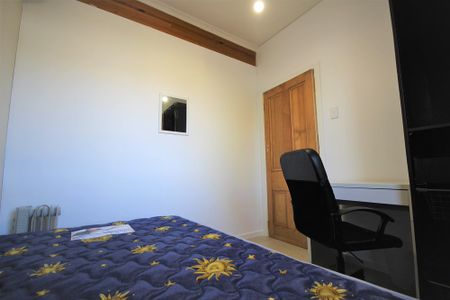 7-bedroom shared house / townhouse, Henley Street - Photo 2