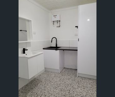 Unit 21/1 Clydesdale St, Como, WA 6152 - Photo 5