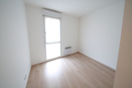 2 PIECES - CARRIERES sur seine , - Photo 2