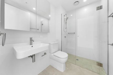 Luxury Penthouse Living in Rose Bay - Photo 5