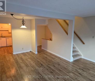 3 BENTBROOK CRESCENT - Photo 3