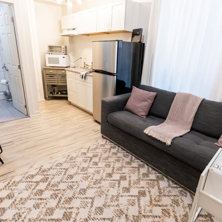 For Lease - 212 Wilson Street Unit# 2, Hamilton, Ontario - Photo 1