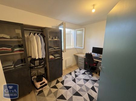 Location Maison 3 pièces 79m² SEVRES ANXAUMONT 86800 - Photo 2