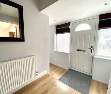 3 bed End of Terrace for rent - Photo 4