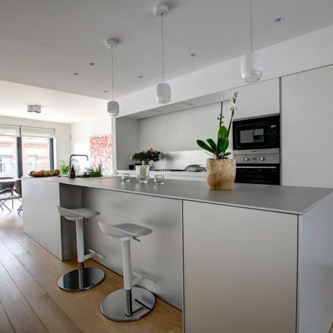 Appartement te huur in Etterbeek - Photo 1
