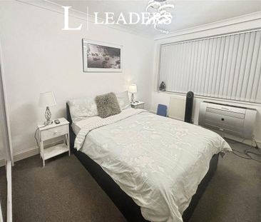 1 bedroom in a house share to rent - Photo 3