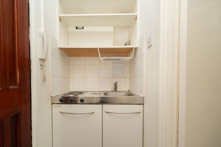 1 bedroom flat to rent - Photo 3