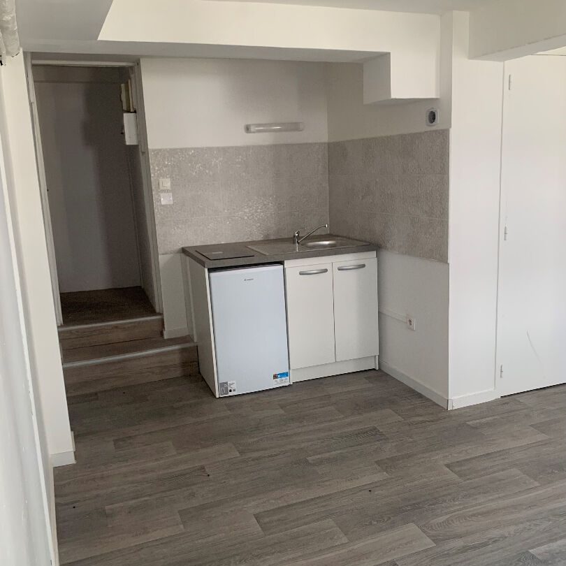 Location Appartement 3 pièces 42m² - Photo 1