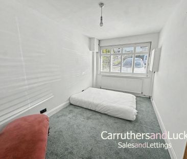 4 bedroom detached bungalow to rent - Photo 5